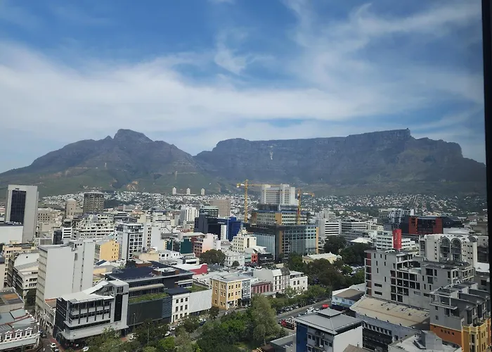 El Roi Coastal & Central Suites With Mountain Views
